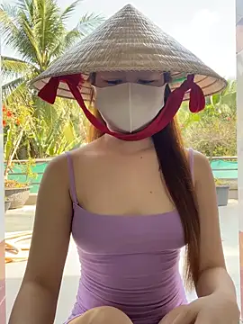 BabyThree  online show from 12/21/25, 07:21