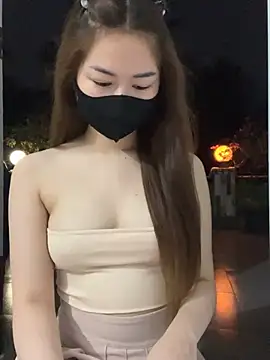 BabyThree  online show from 04/01/26, 02:25