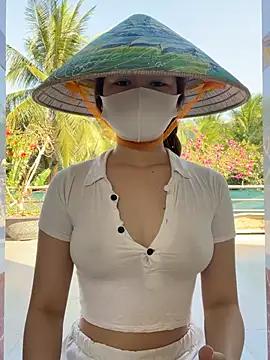 BabyThree  online show from 03/21/26, 08:41