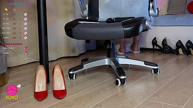 misskaassandraa online show from 11/18/25, 04:10