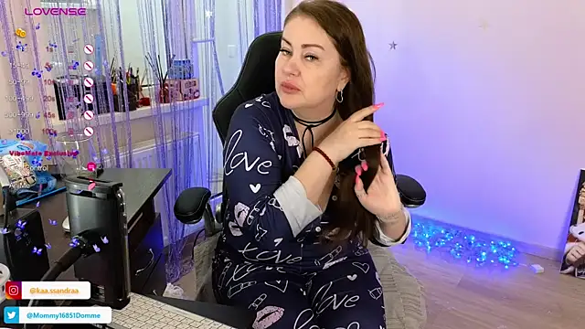 misskaassandraa online show from 03/22/25, 07:36