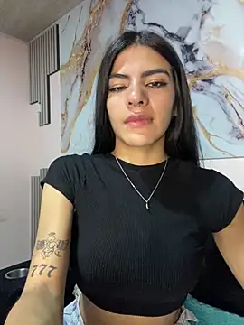 liss hot  online show from 09/23/25, 10:39