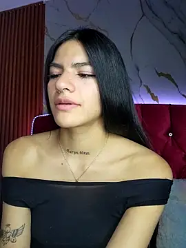 liss hot  online show from 09/18/25, 09:40