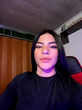liss hot  online show from 10/08/25, 07:25