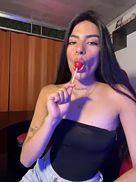 liss hot  online show from 10/06/25, 09:48