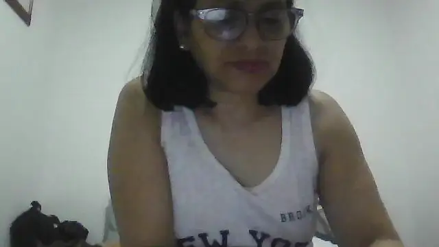 Snapshot of titssmall123 chatting on 11/01/25, 03:02 titssmall123 online show from 11/01/25, 03:02