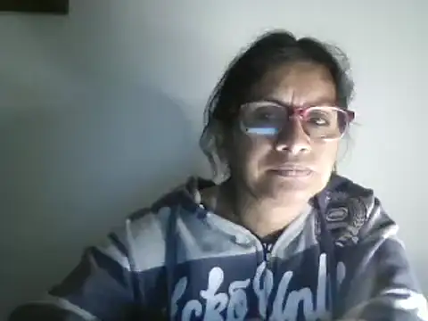 Snapshot of titssmall123 chatting on 02/13/25, 05:16 titssmall123 online show from 02/13/25, 05:16