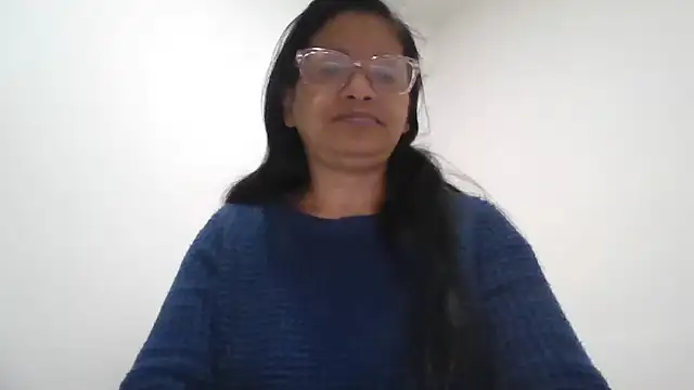 Snapshot of titssmall123 chatting on 01/05/25, 05:51 titssmall123 online show from 01/05/25, 05:51