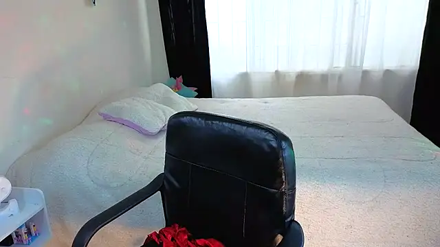 serenna se online show from 10/21/25, 08:08