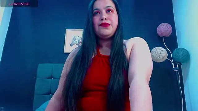 mia xx1 online show from 11/19/25, 02:22