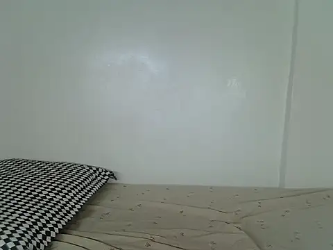 laetitia  online show from 10/28/25, 11:20