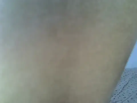 Snapshot of laetitia_ chatting on 09/24/25, 01:02 laetitia online show from 09/24/25, 01:02