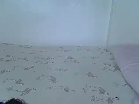 laetitia  online show from 11/09/25, 12:42