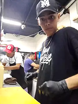 TenderBoyBigCock  online show from 11/14/25, 10:57