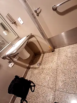 gressw22 online show from 04/17/26, 01:14