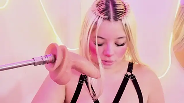 Kimberlin Cam online show from 11/11/25, 03:12