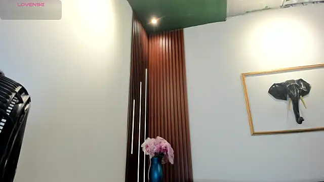 Zayda 1 online show from 10/20/25, 07:03