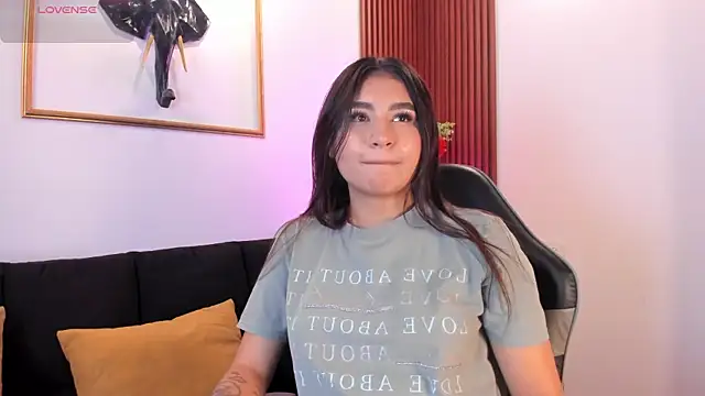 Zayda 1 online show from 10/14/25, 07:58