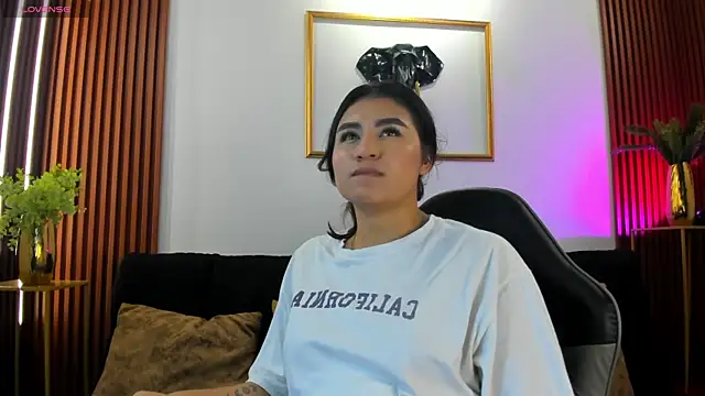 Zayda 1 online show from 10/06/25, 08:42