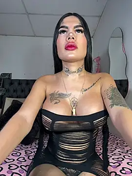 saragill323 online show from 02/11/26, 05:13