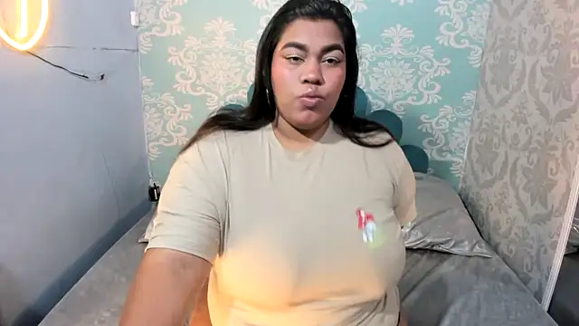 chanel hot 001 online show from 03/21/25, 02:18