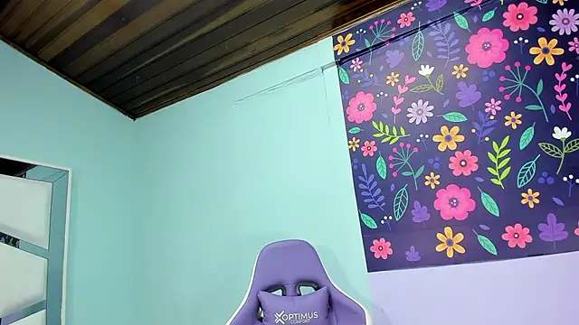 chanel hot 001 online show from 12/03/25, 04:46