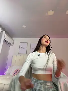 Cristall Bunny online show from 11/21/25, 12:53