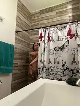 ladycreamypr2 online show from 03/23/26, 11:21