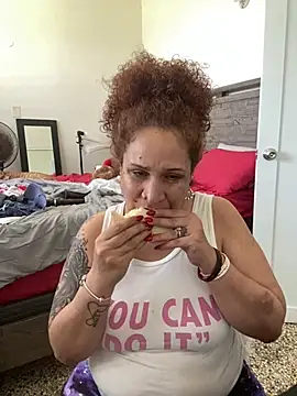 ladycreamypr2 online show from 03/03/26, 04:36