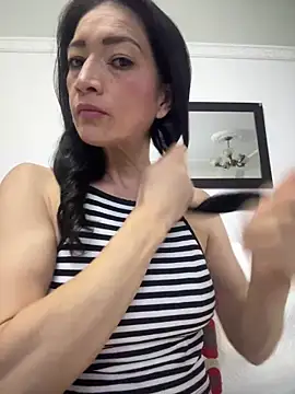 Yulia sx online show from 04/10/26, 10:50