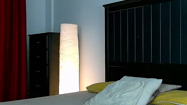 Snapshot of Yanira_Muslim chatting on 11/26/25, 05:07 Yanira Muslim online show from 11/26/25, 05:07