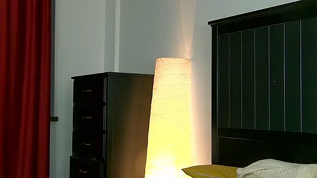 Snapshot of Yanira_Muslim chatting on 01/17/26, 05:11 Yanira Muslim online show from 01/17/26, 05:11