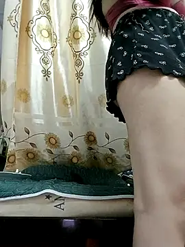 NgocQuyen2K online show from 10/05/25, 10:06