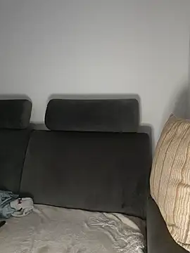 Liana Lou online show from 01/30/25, 07:48