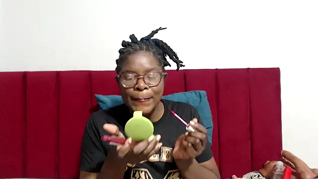 Mochabae online show from 10/10/25, 04:08