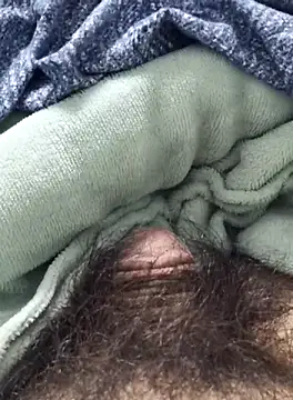 Snapshot of HEARRY668 chatting on 03/04/25, 11:40 HEARRY668 online show from 03/04/25, 11:40