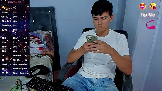 Jacobb Lee online show from 10/17/25, 08:43