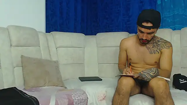 Hot Sharks  online show from 04/10/26, 07:48