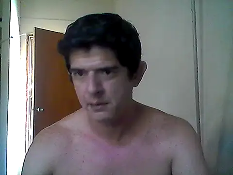 Snapshot of Marobronco chatting on 11/14/25, 04:10 Marobronco online show from 11/14/25, 04:10