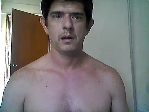 Snapshot of Marobronco chatting on 11/13/25, 04:00 Marobronco online show from 11/13/25, 04:00