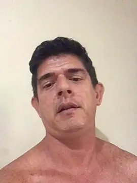 Snapshot of Marobronco chatting on 07/05/26, 10:38 Marobronco online show from 07/05/26, 10:38