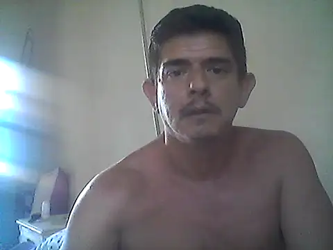 Snapshot of Marobronco chatting on 06/30/26, 02:28 Marobronco online show from 06/30/26, 02:28