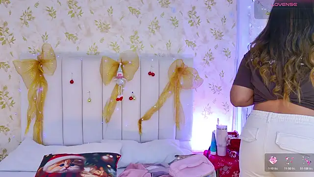 Sara Desire online show from 12/19/25, 12:29