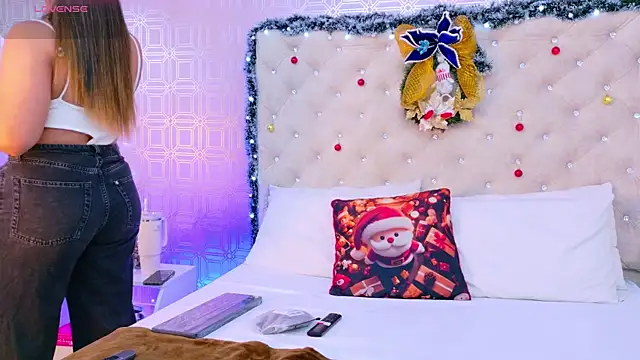 Sara Desire online show from 12/04/25, 12:26