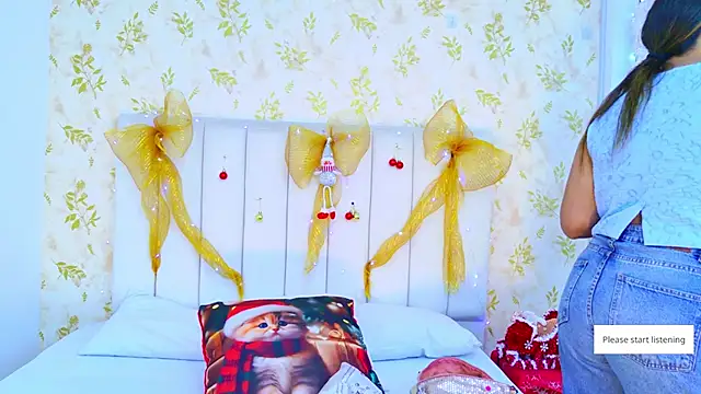 Sara Desire online show from 12/18/25, 12:20