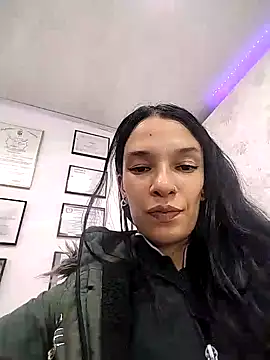 Snapshot of rebekka_simpson chatting on 01/31/25, 10:52 rebekka simpson online show from 01/31/25, 10:52