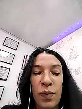 Snapshot of rebekka_simpson chatting on 02/07/25, 03:30 rebekka simpson online show from 02/07/25, 03:30