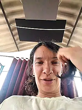 Snapshot of rebekka_simpson chatting on 03/10/25, 04:03 rebekka simpson online show from 03/10/25, 04:03