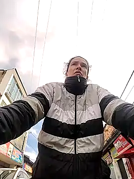 rebekka simpson online show from 11/11/25, 12:44