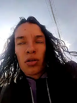 rebekka simpson online show from 11/04/25, 01:59